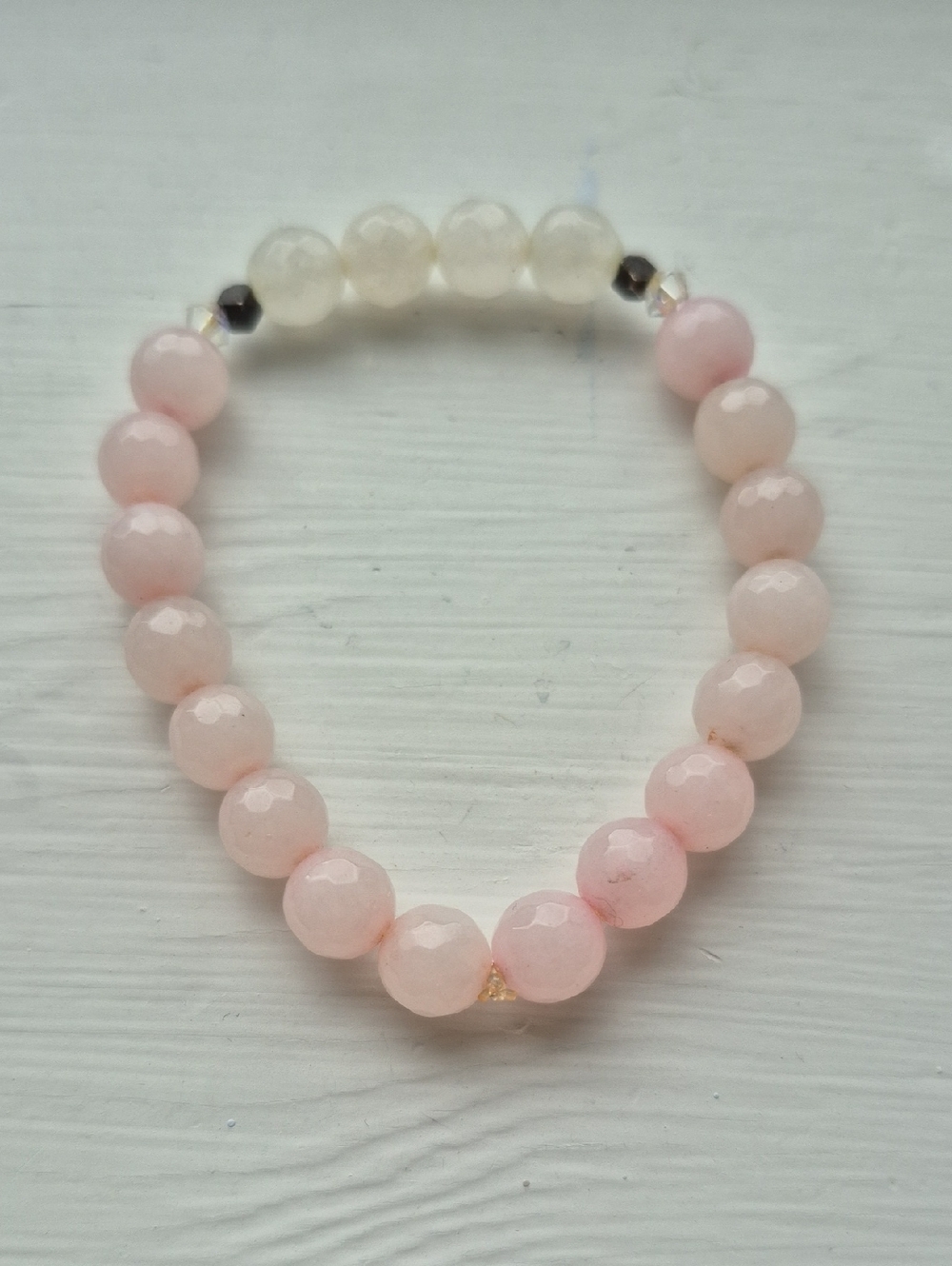 Pink & White Beaded Bracelet - Picture 2 of 2